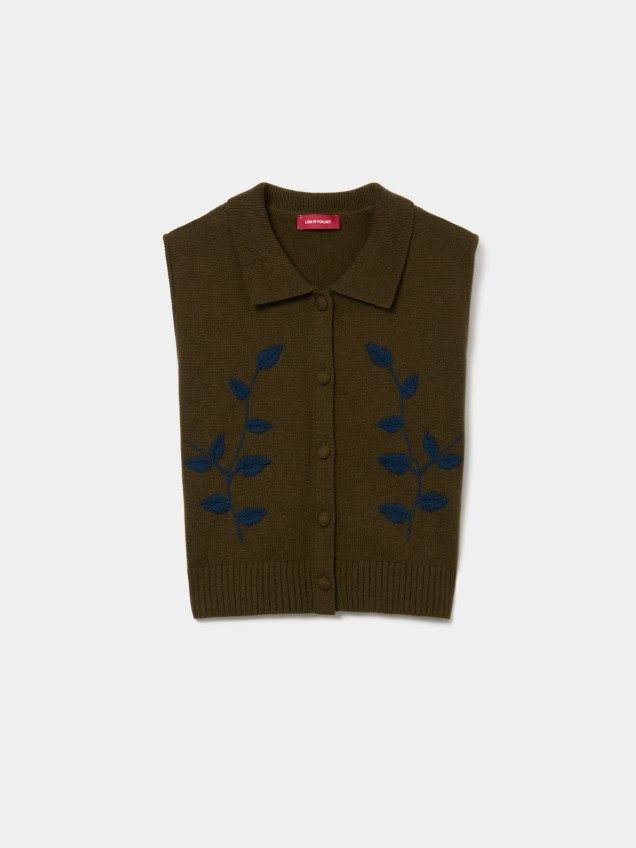 Woolen vest with embroidery - Image product