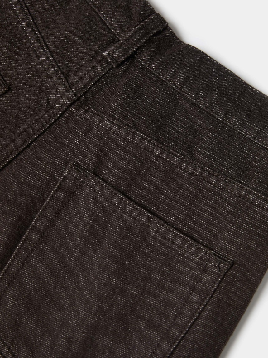 Wide-leg jeans