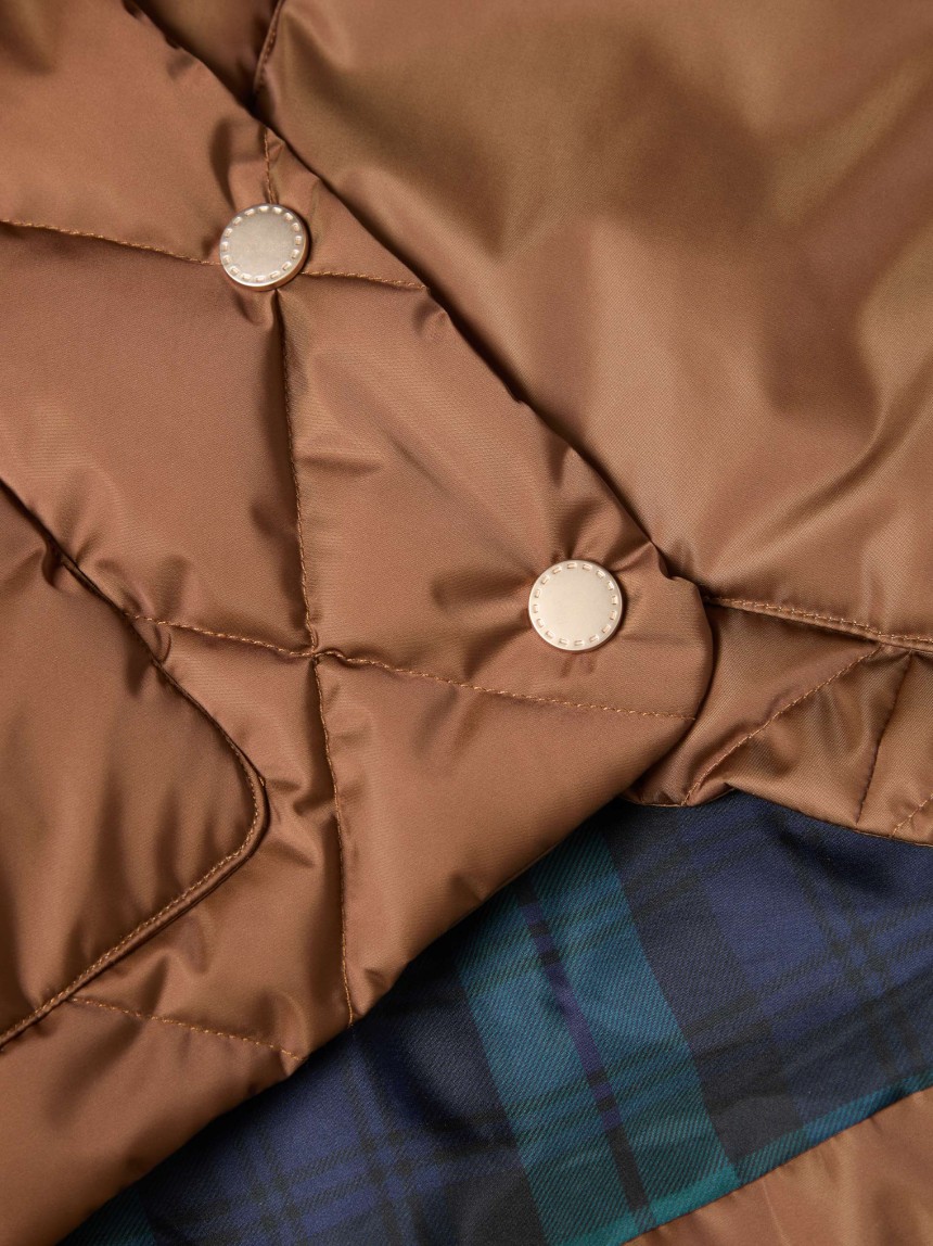 Blus�o acolchoado com losangos