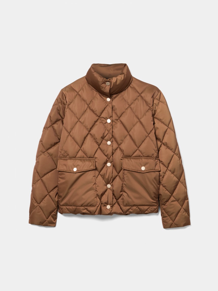 Blus�o acolchoado com losangos