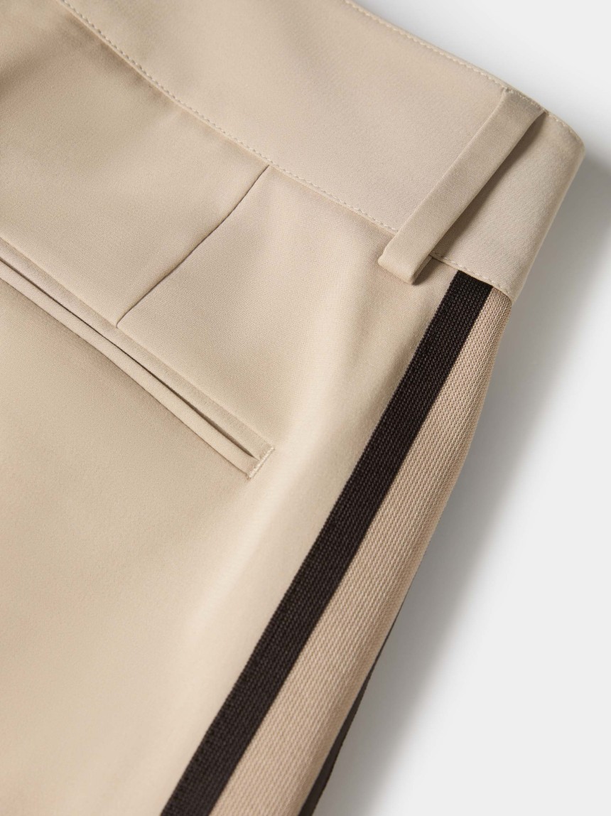 Wide leg trousers in technical fabric