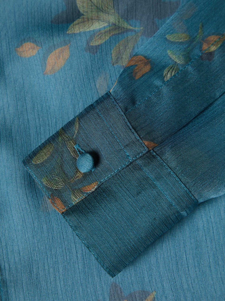 Camisa fluida con estampado floral