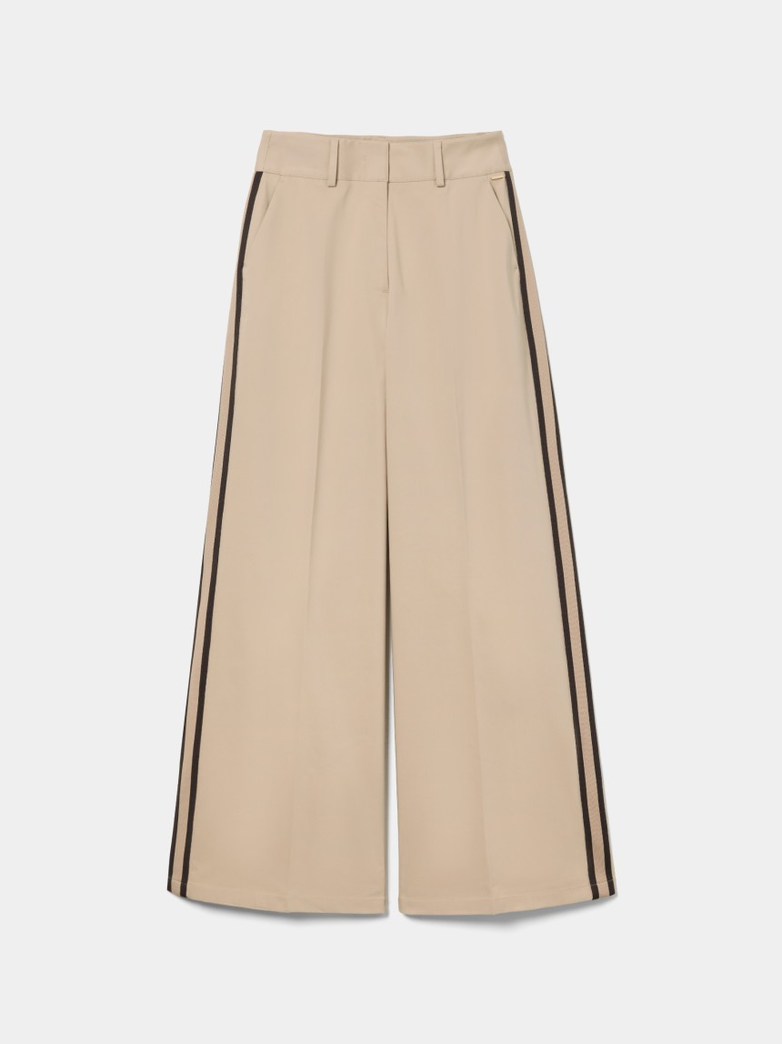 Wide leg trousers in technical fabric