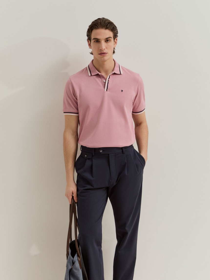 Polo regular fit em piqu�