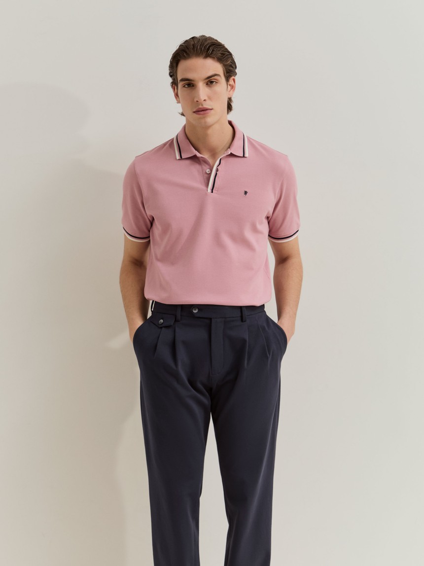 Polo regular fit em piqu�