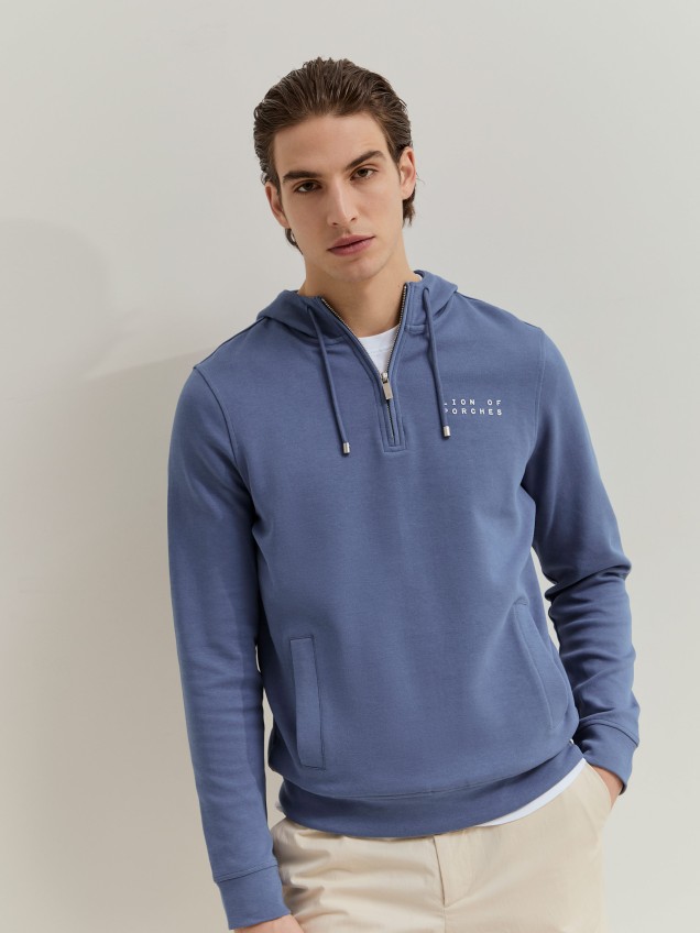Sweatshirt com capuz