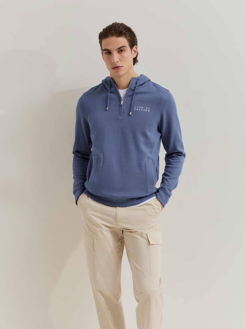 Sweatshirt com capuz