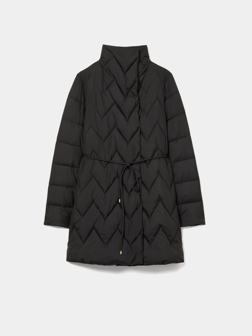 Quilted jacket with a belt