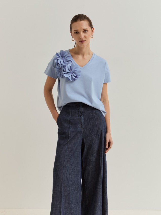 T-shirt com flores