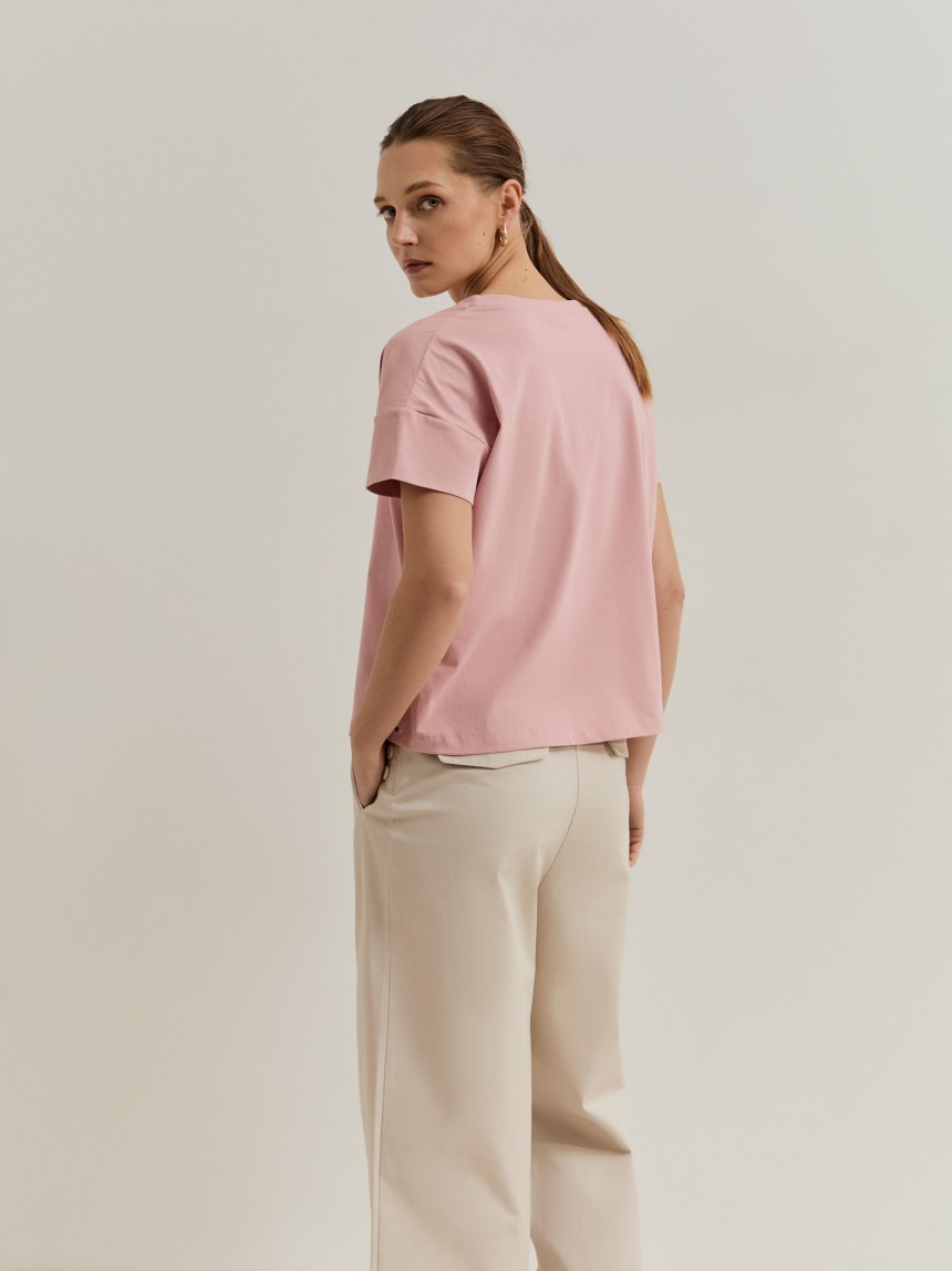 Camiseta con flores