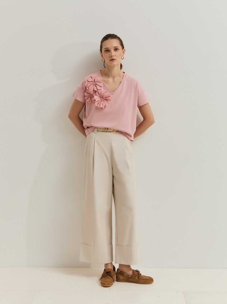Camiseta con flores