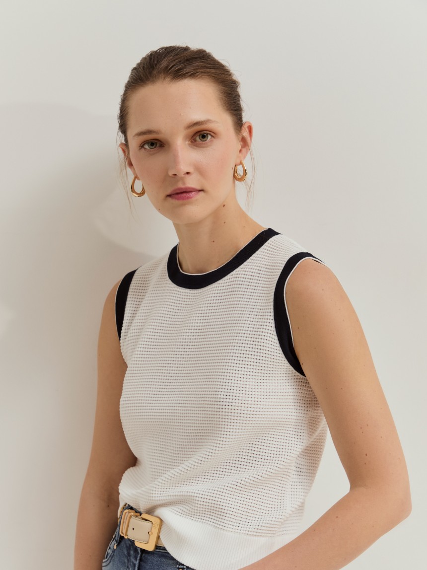 Knit top