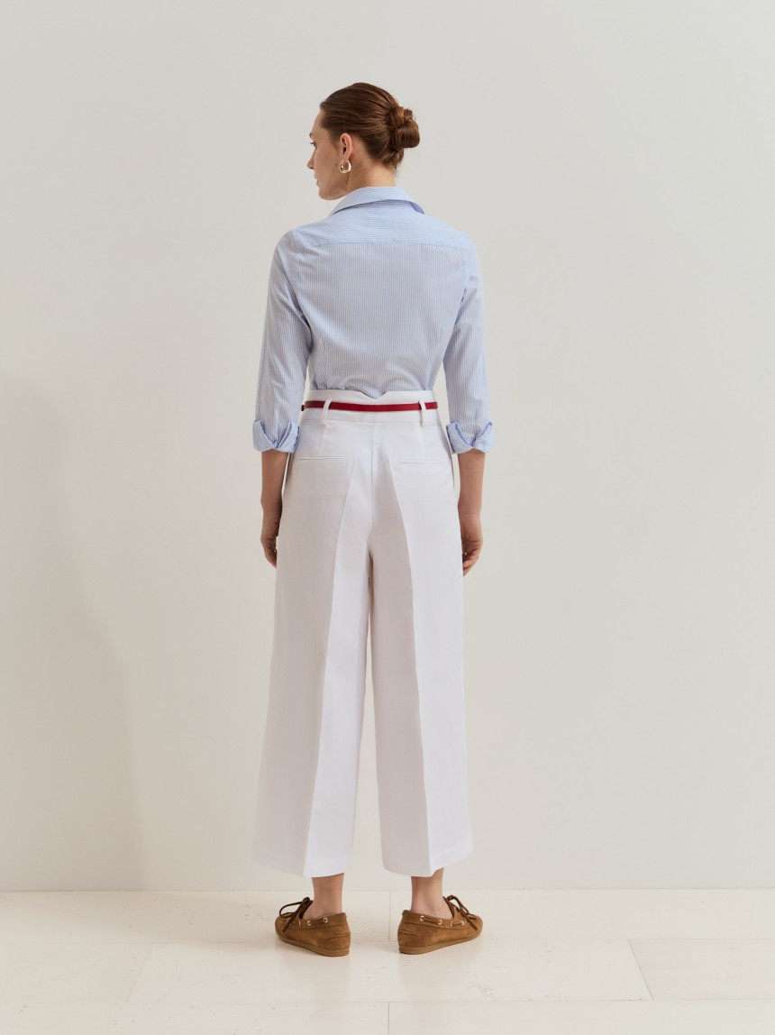 Wide-leg pants