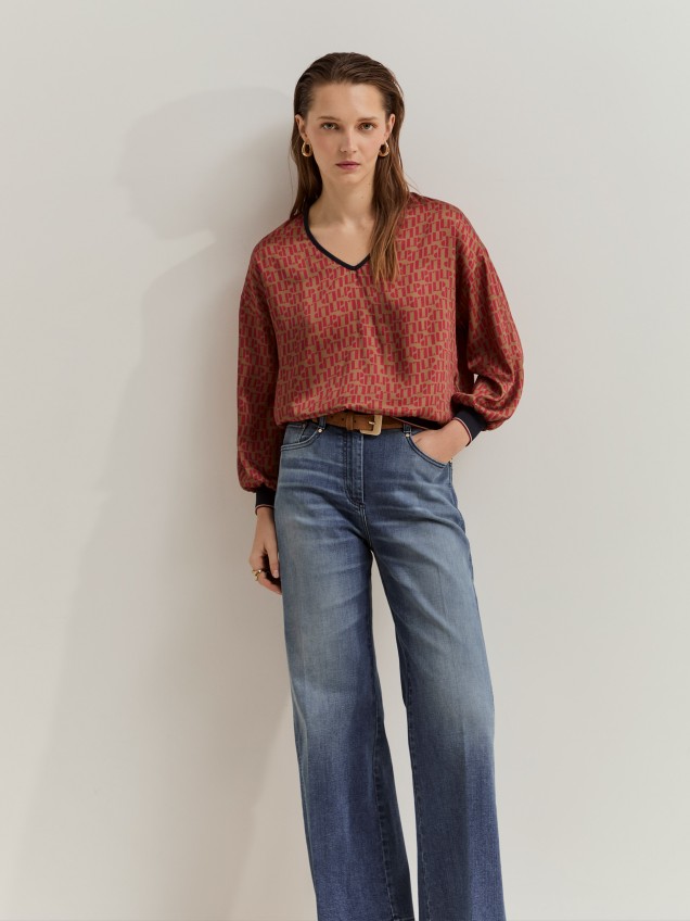 Blusa com estampado de monograma