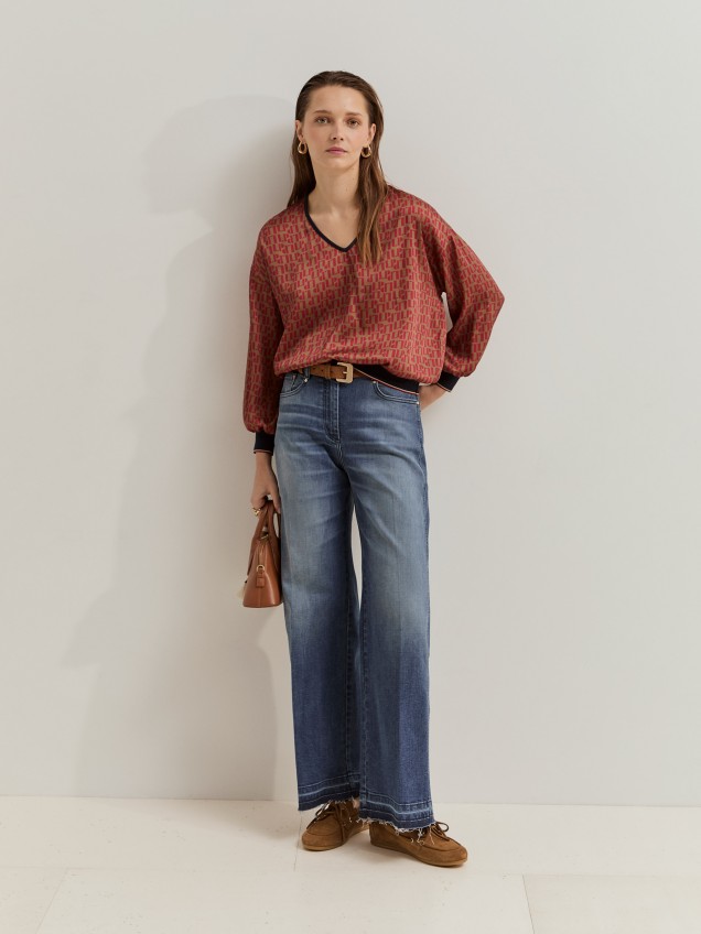 Blusa com estampado de monograma