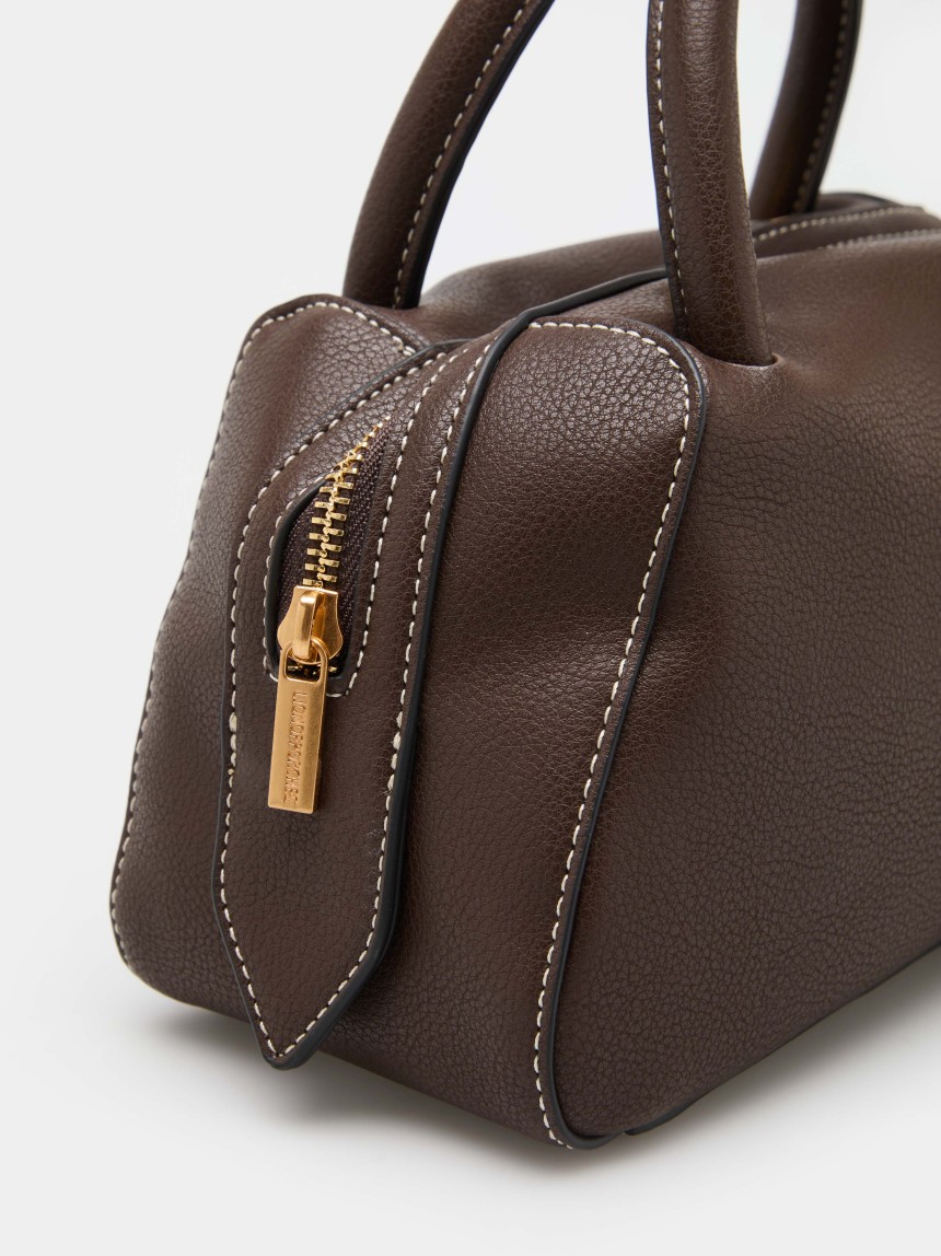 Mala de m�o com charm