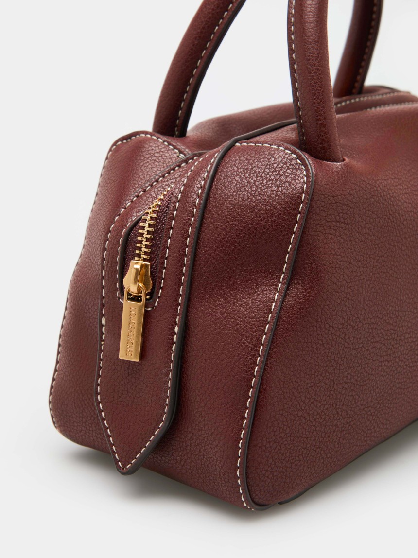 Mala de m�o com charm