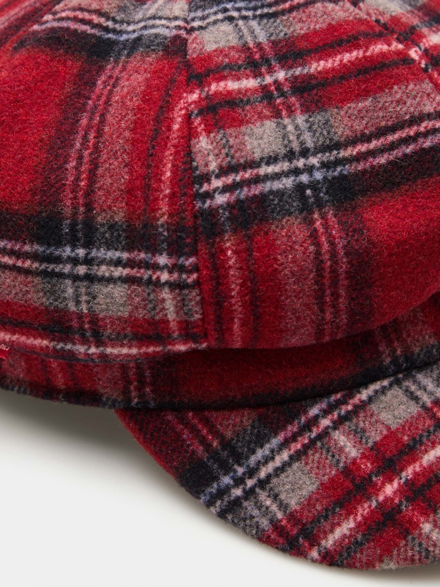 Boina em tartan com l�