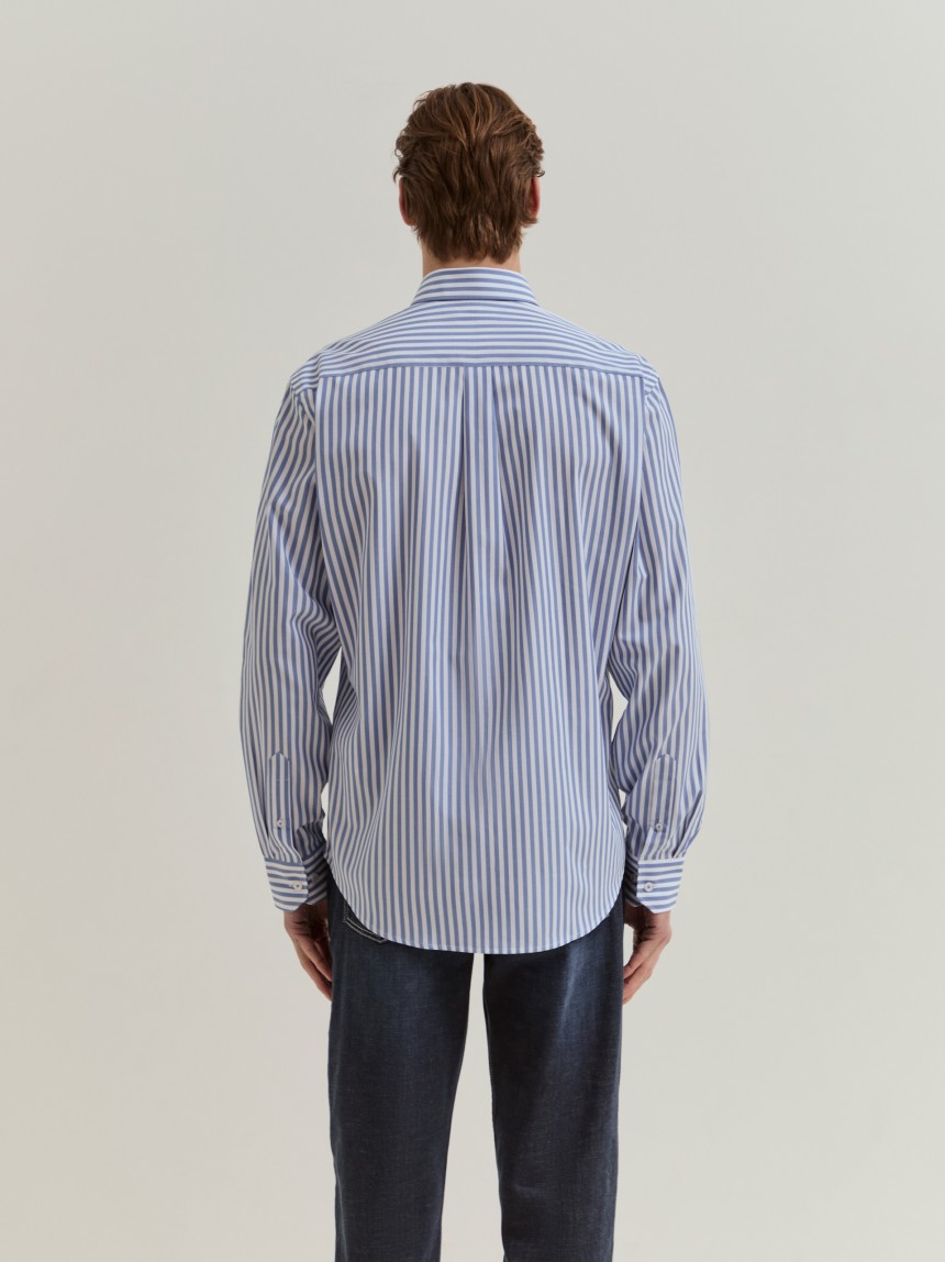 Camisa regular fit �s riscas em algod�o