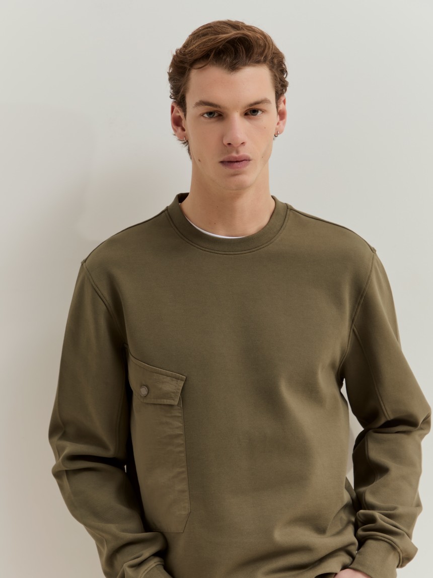 Camisola com bolso