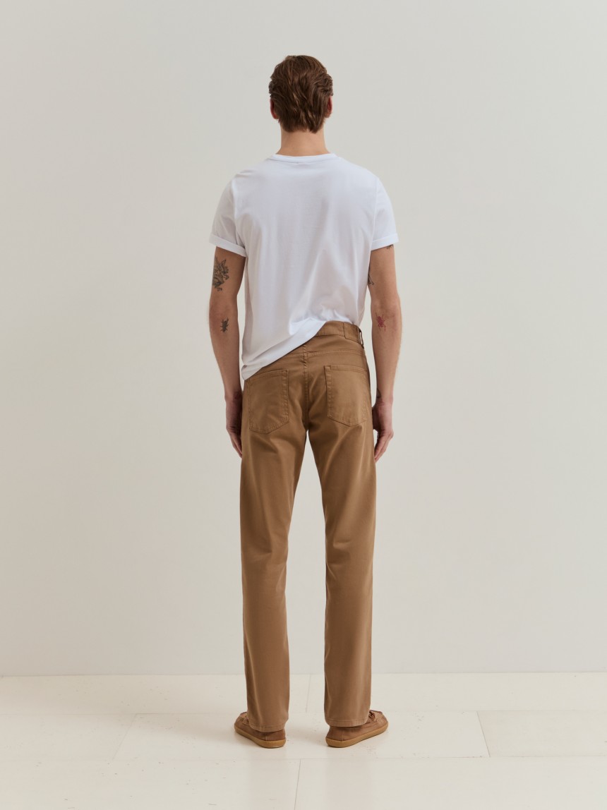 Cal�as chino regular fit