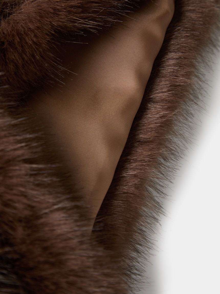 Cuello de piel