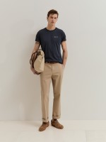 Calças chino regular fit Calças chino regular fit