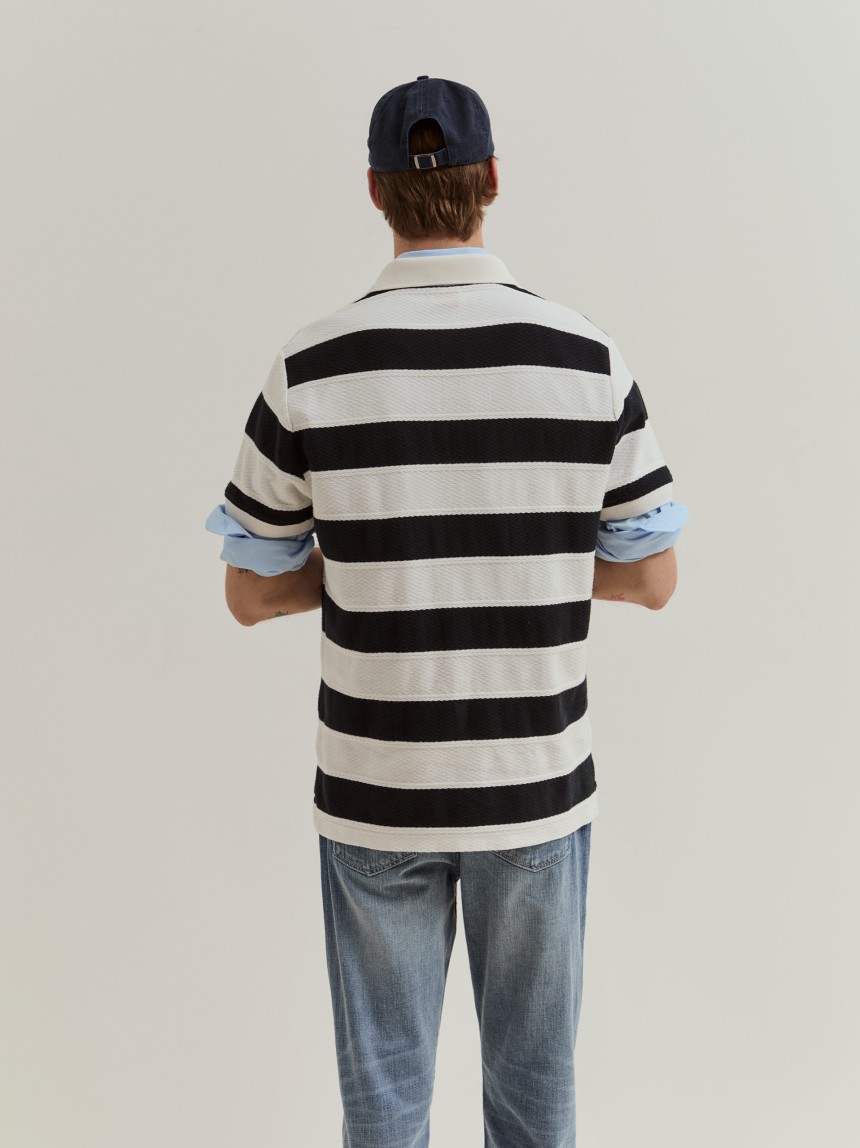 Polo �s riscas