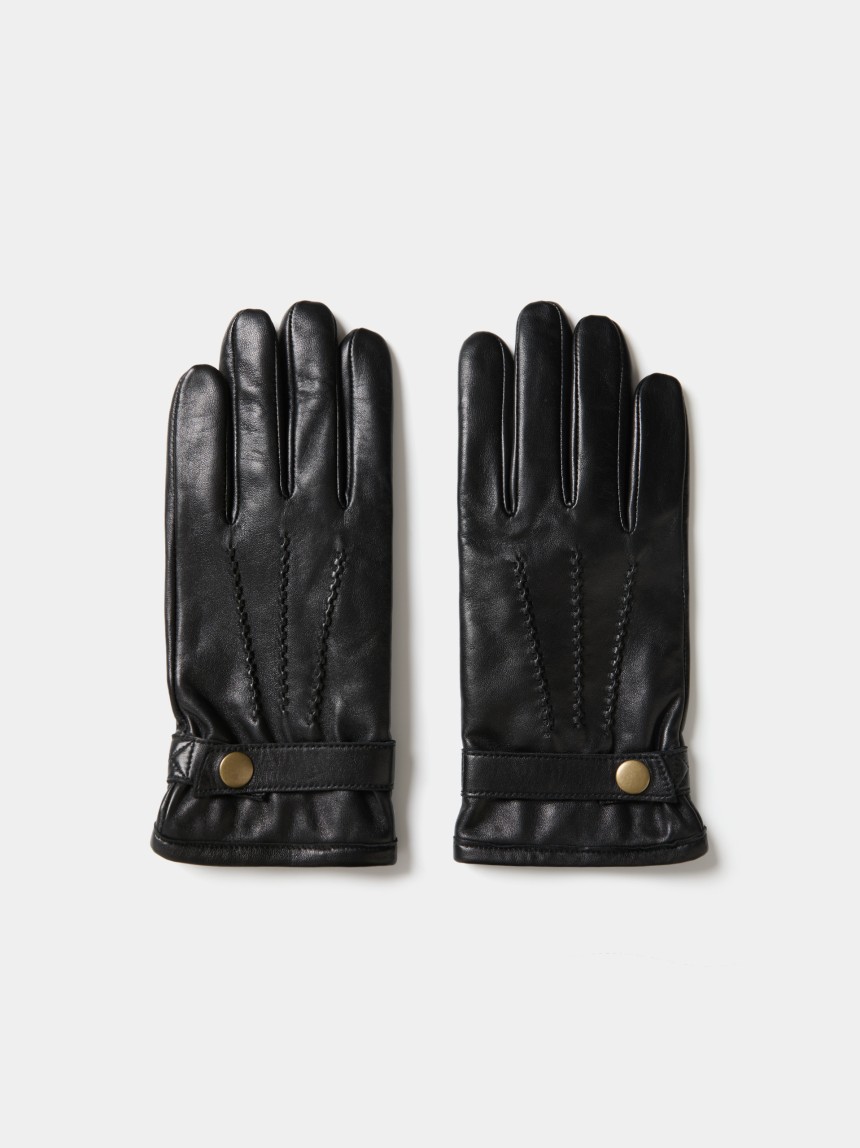Leather gloves