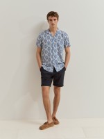 Short-sleeved shirt