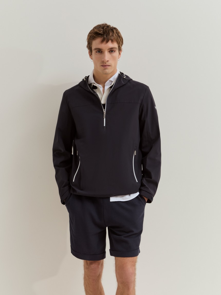 Windbreaker sweatshirt