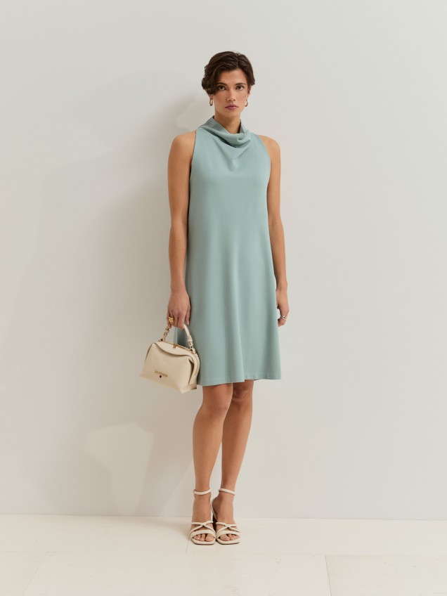 Vestido curto em malha
