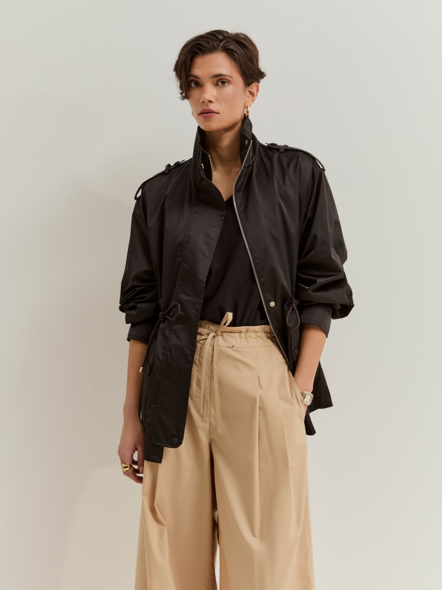 Parka com gola alta