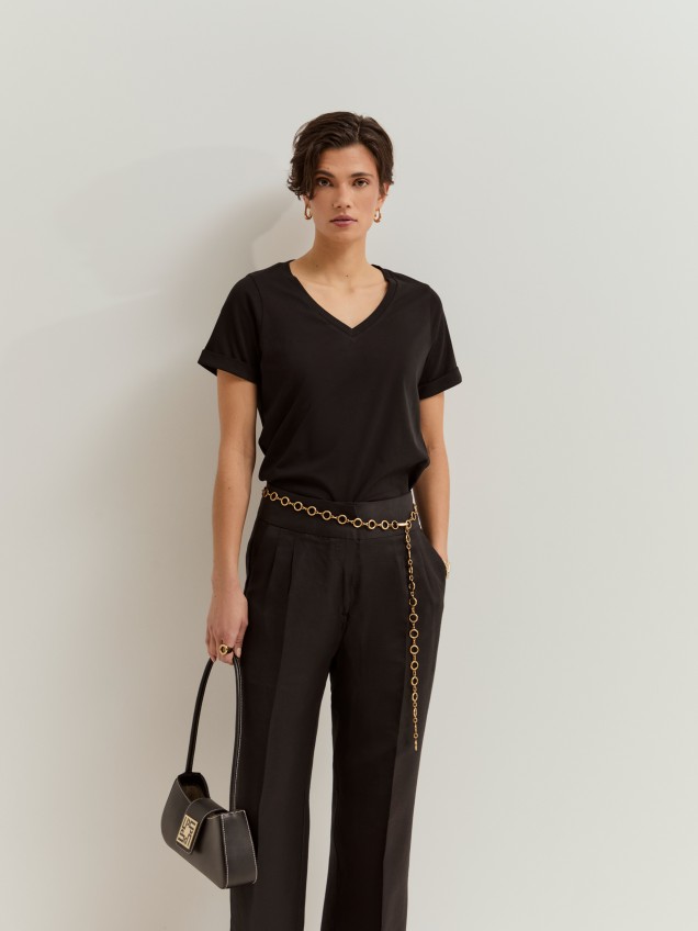 T-shirt decote em V