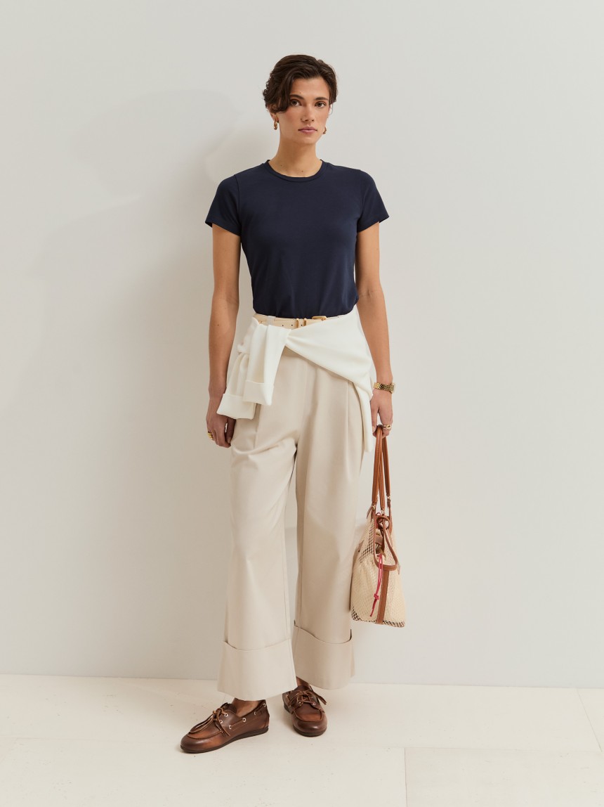 Short-sleeved T-shirt