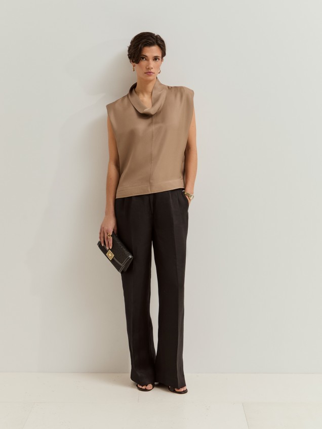 Blusa acetinada