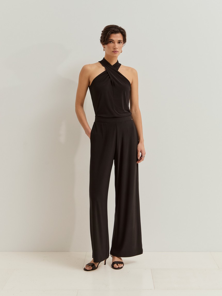 Wide-leg pants