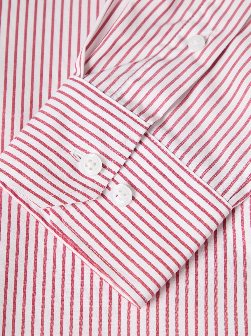 Camisa �s riscas