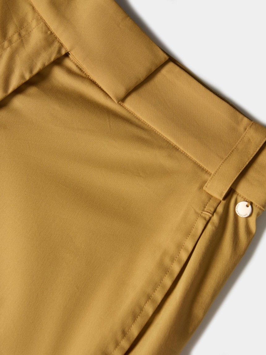 Wide leg trousers