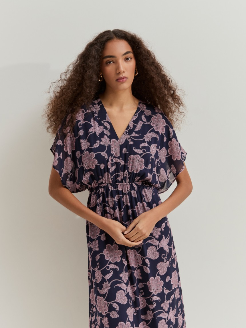 Vestido com manga curta