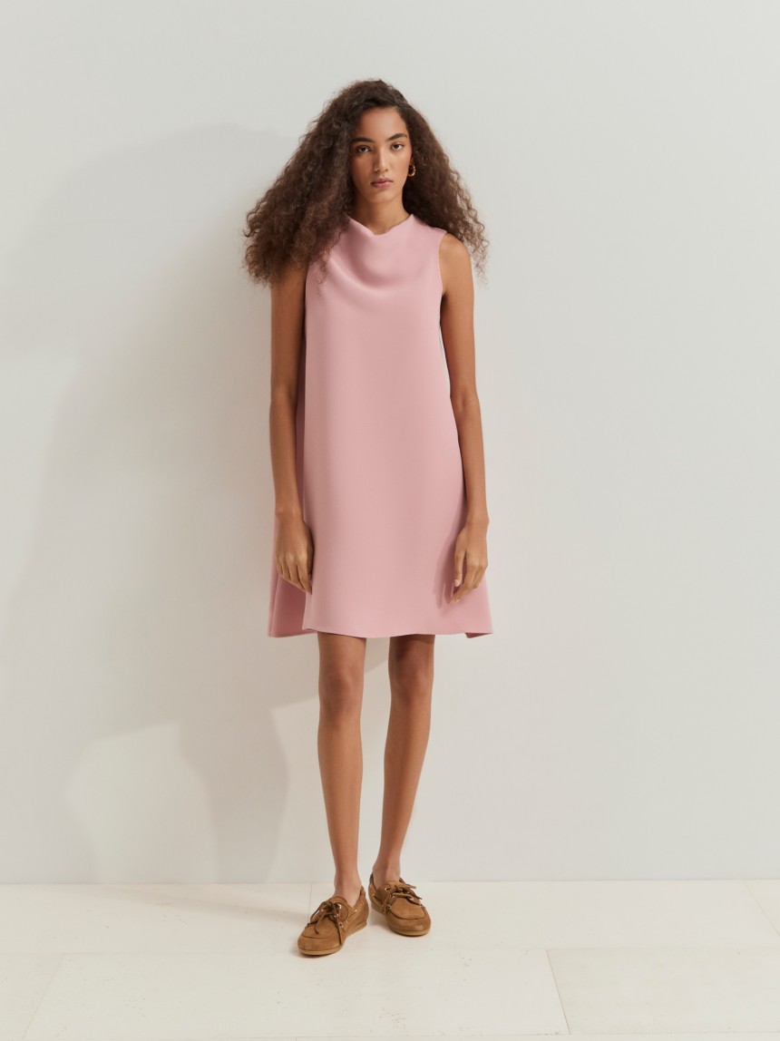 Short dress