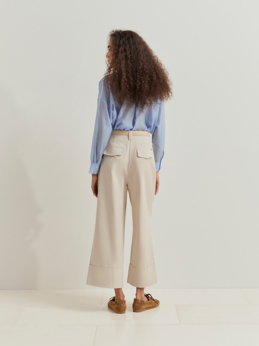 Wide leg trousers