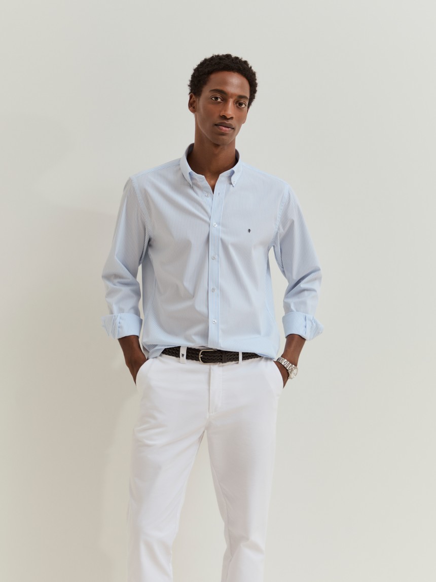 Camisa regular fit em algod�o �s riscas