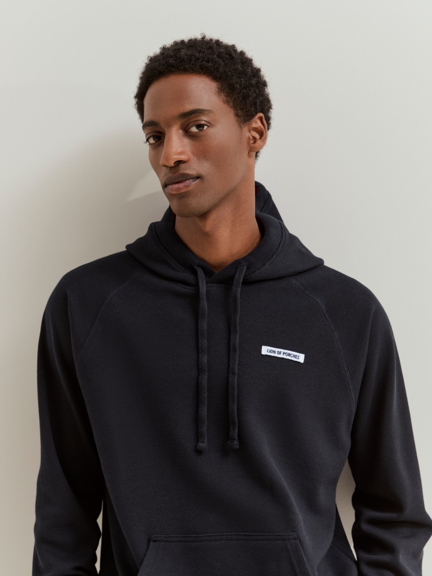 Sweatshirt com capuz