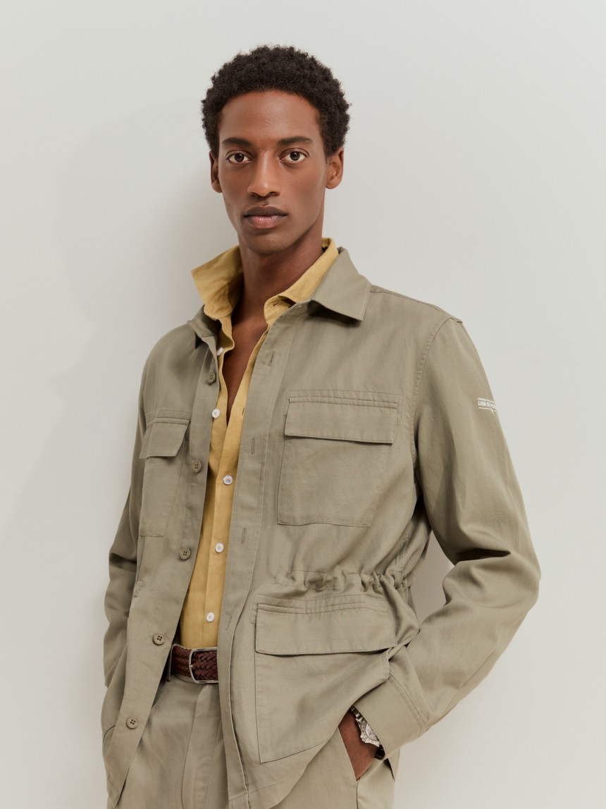 Sobrecamisa com bolsos