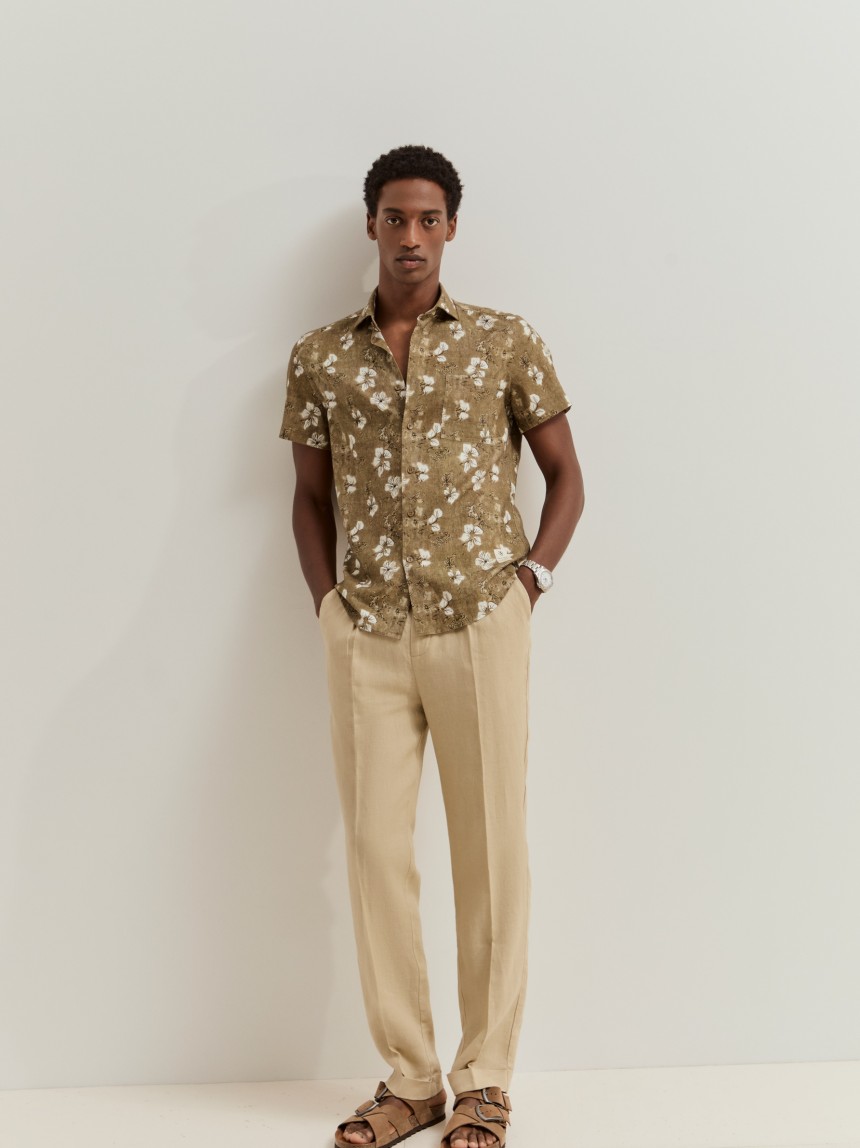 Camisa slim fit em linho e algod�o