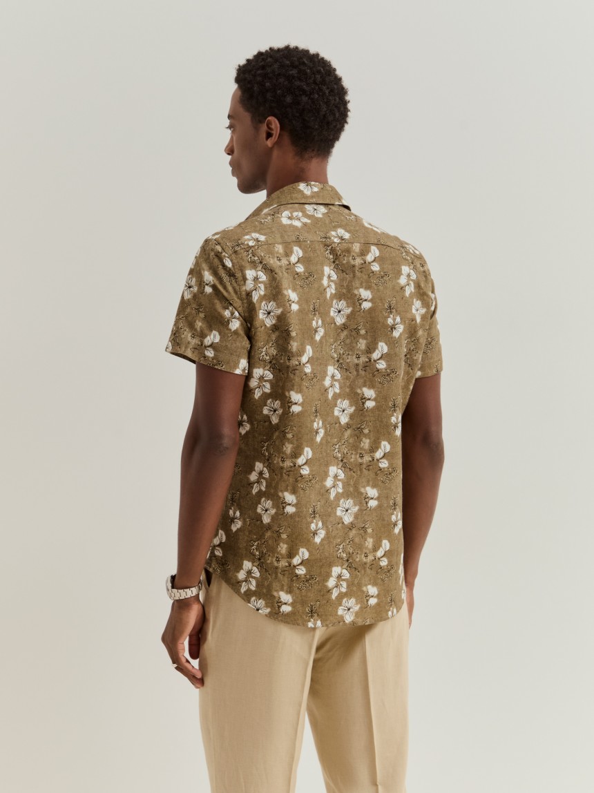 Camisa slim fit em linho e algod�o