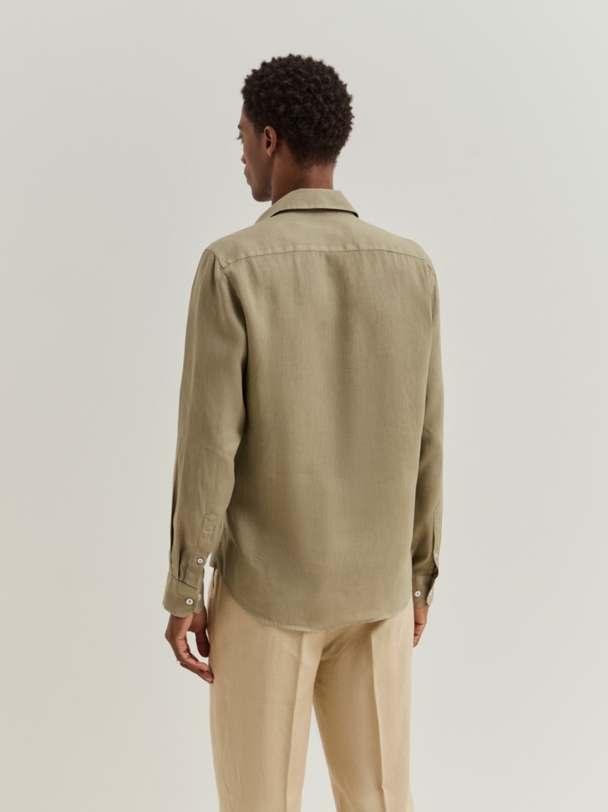 Camisa slim fit em linho