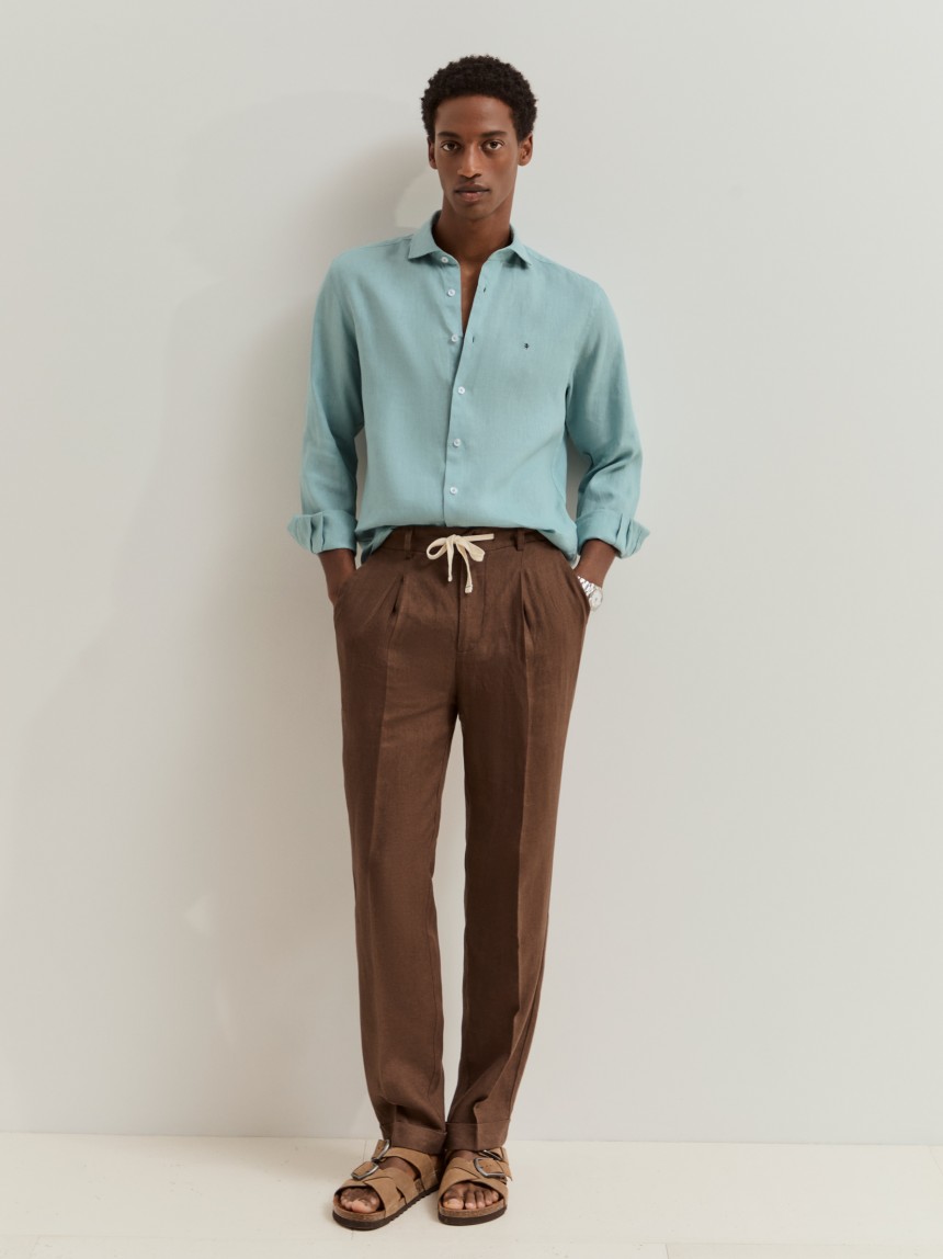 Camisa slim fit em linho