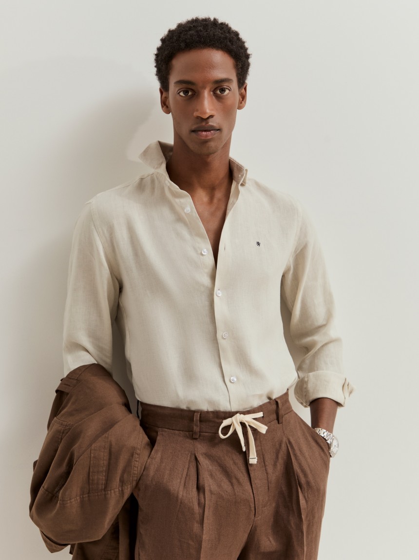 Camisa slim fit em linho